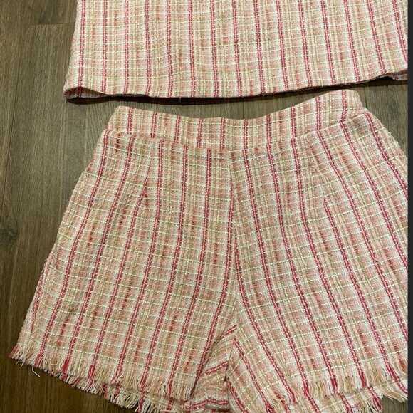Pink and White Tweed Shorts and Top set, Size s/m - Picture 3 of 7
